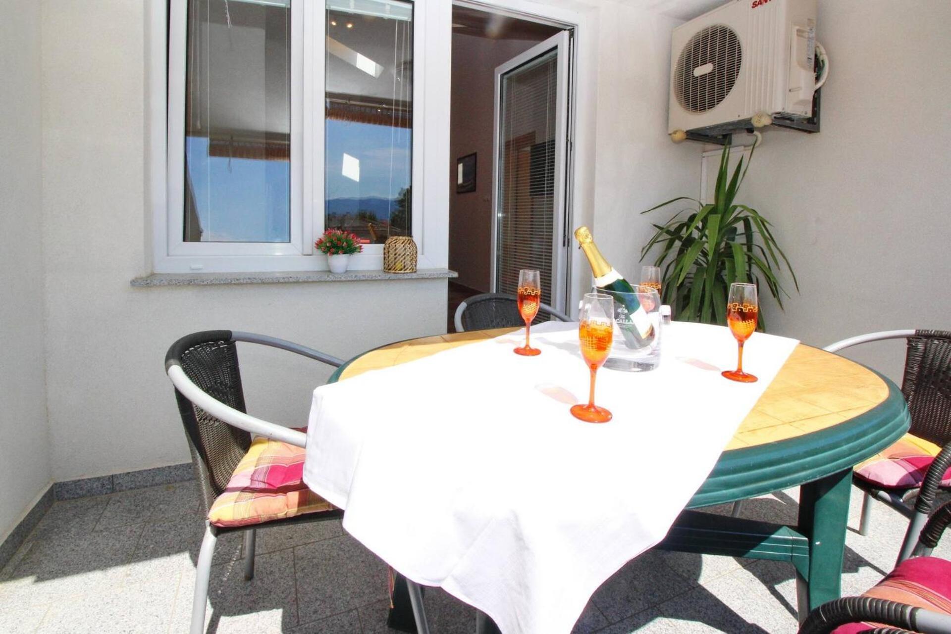 Apartments Aquarium Dorcic Baska  Exterior photo